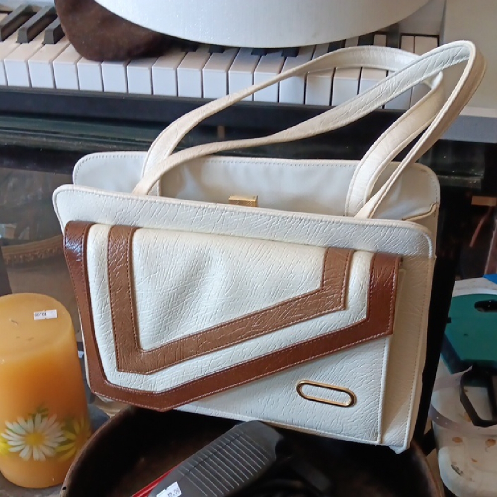 Elegant Cream and Brown Handbag